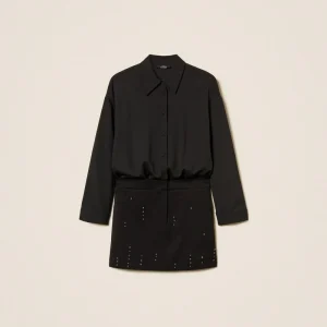 abito corto con applicazioni