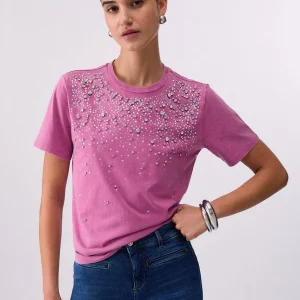 t-shirt con gioiello