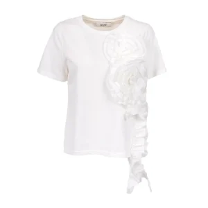 t-shirt con applicazione