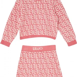 completo due pezzi con gonna