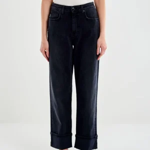 jeans maggie mom fit