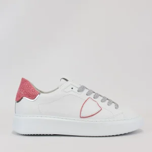 sneakers con applicazioni glitter