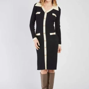 abito con collo a camicia