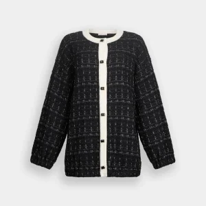 giacca con bottoni gioiello