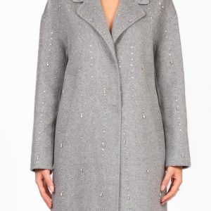 cappotto con applicazioni