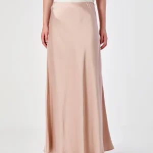 gonna lunga in tessuto lucido