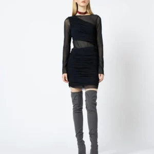 abito con trasparenza in tulle