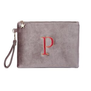 Pochette con lettera P